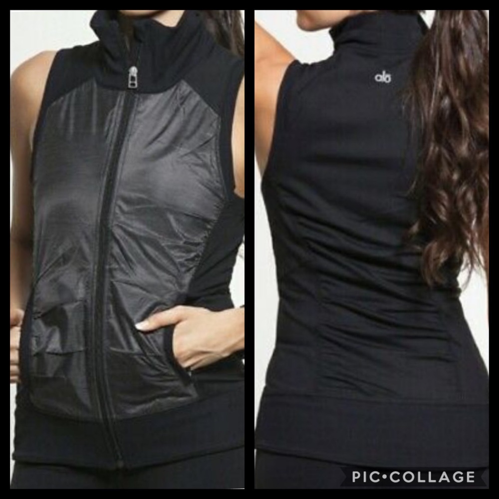EUC ALO Yoga Lakeside Vest
